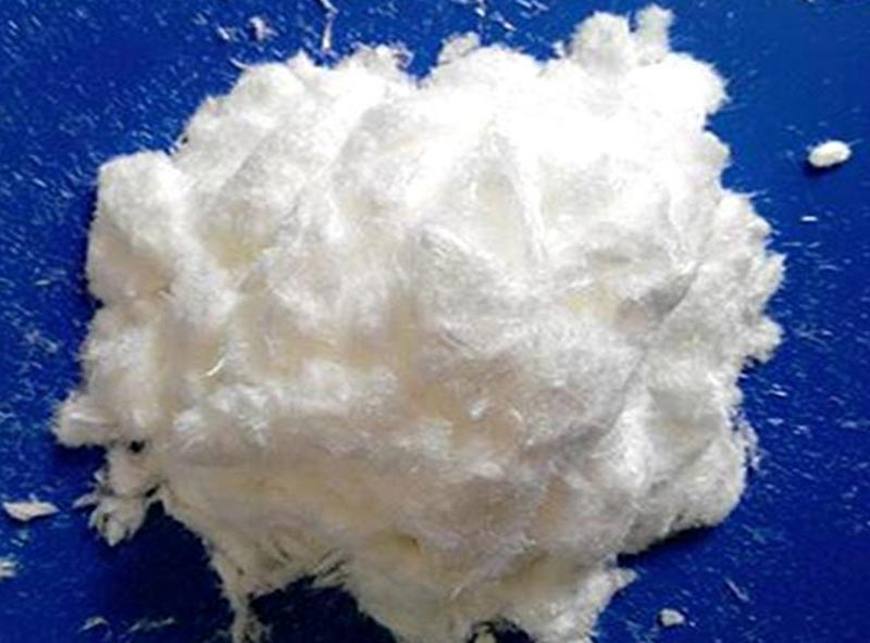 用酒精制作溶劑的反應(yīng)，換成普通飲用酒的反應(yīng)會(huì)怎樣呢？